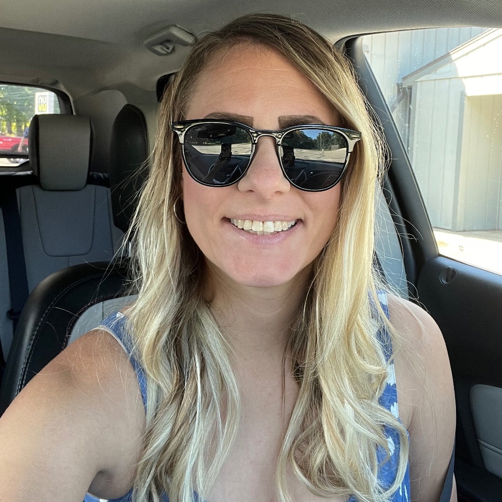 Meet your Posher, Taryn